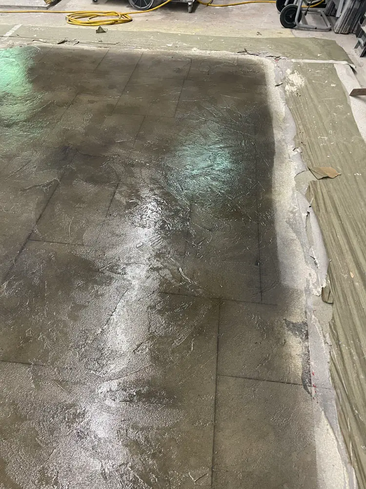 Decorative overlay finish